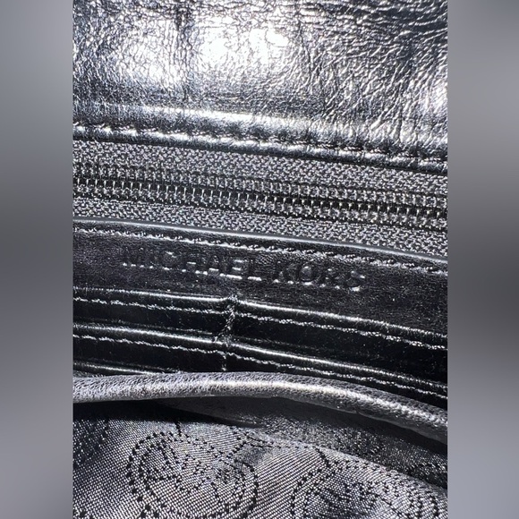 Michael Kors Leather Susannah Lock Clutch Crossbody Black - Picture 12 of 14